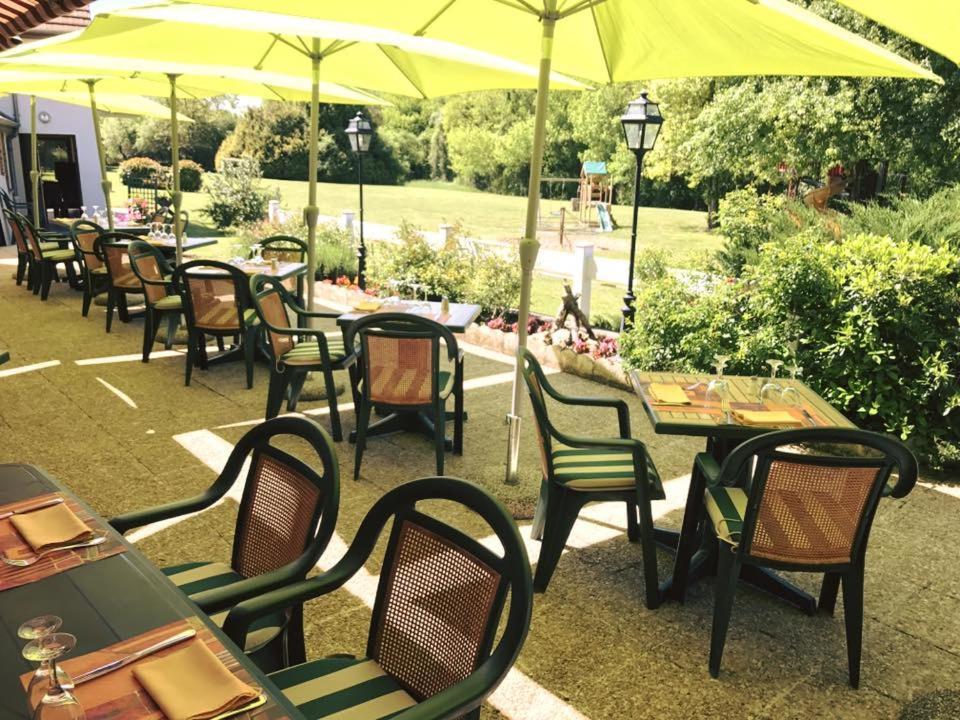 Hotel Restaurant Le Relais De Pouilly Exterior photo