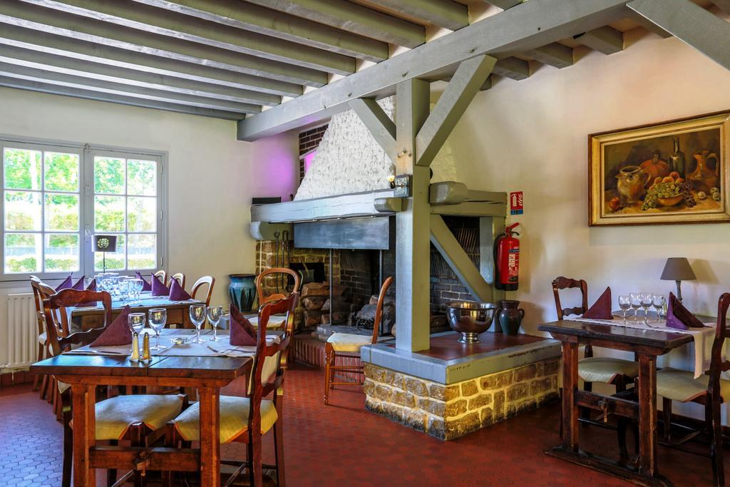 Hotel Restaurant Le Relais De Pouilly Exterior photo